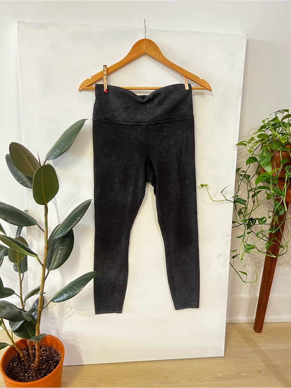 Athleta High-Waist Cropped Leggings